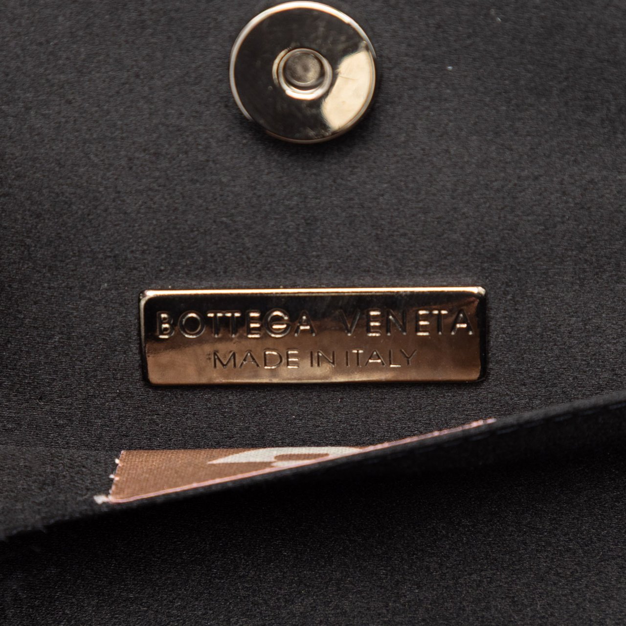 Bottega Veneta Satin and Velvet Geometric Handbag Zwart