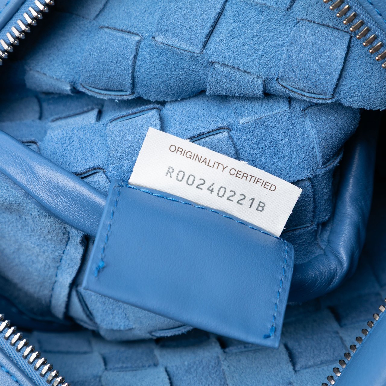 Bottega Veneta Small Nappa Intrecciato Camera Bag Blauw