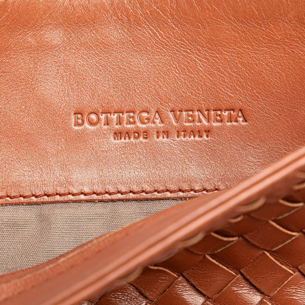 Bottega Veneta Leather Intrecciato Crossbody Bruin