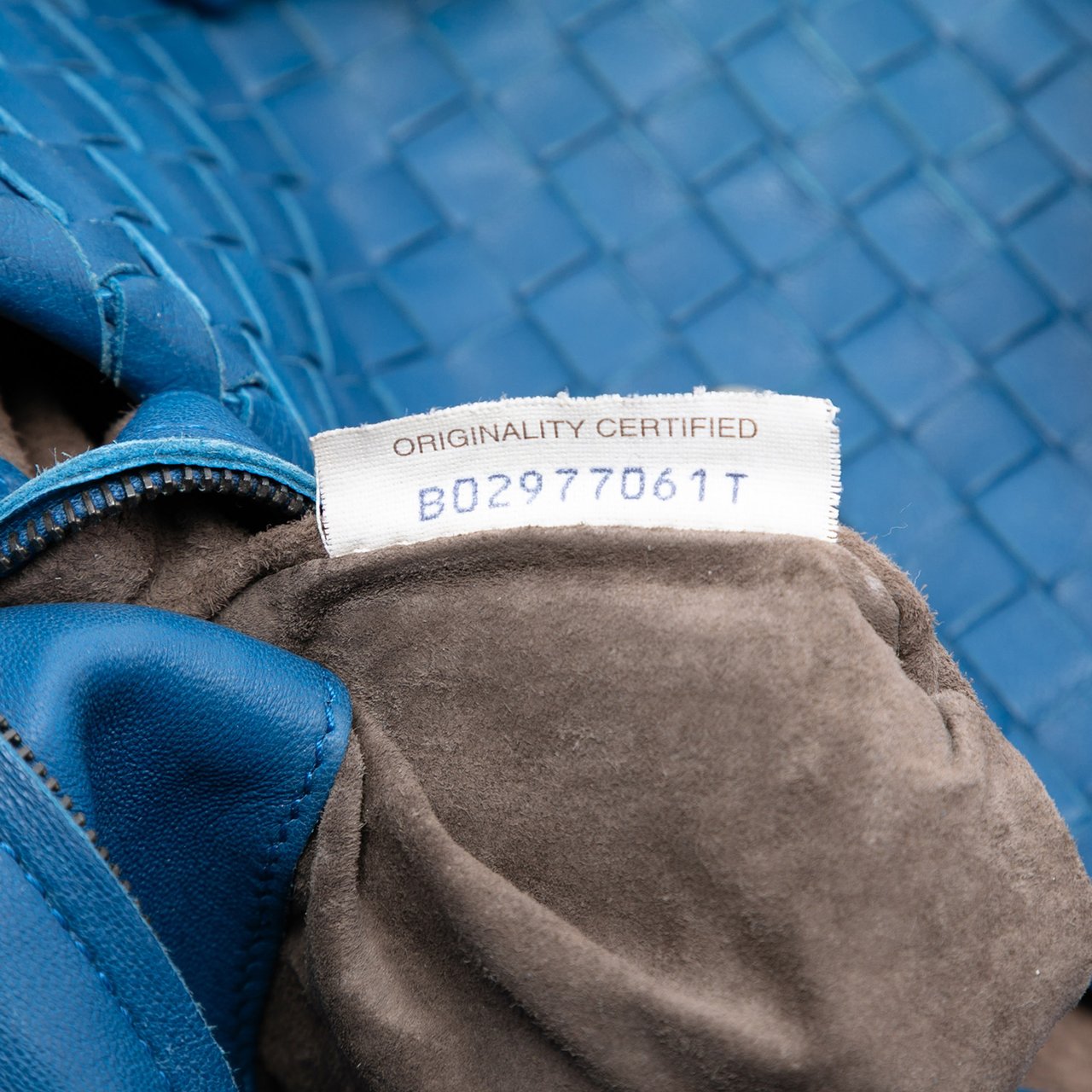 Bottega Veneta Nappa Intrecciato Flap Satchel Blauw