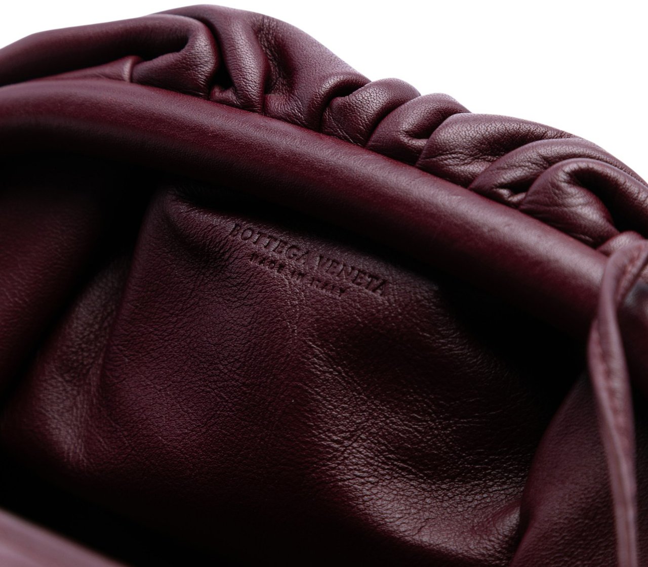 Bottega Veneta Lambskin The Mini Pouch Crossbody Rood