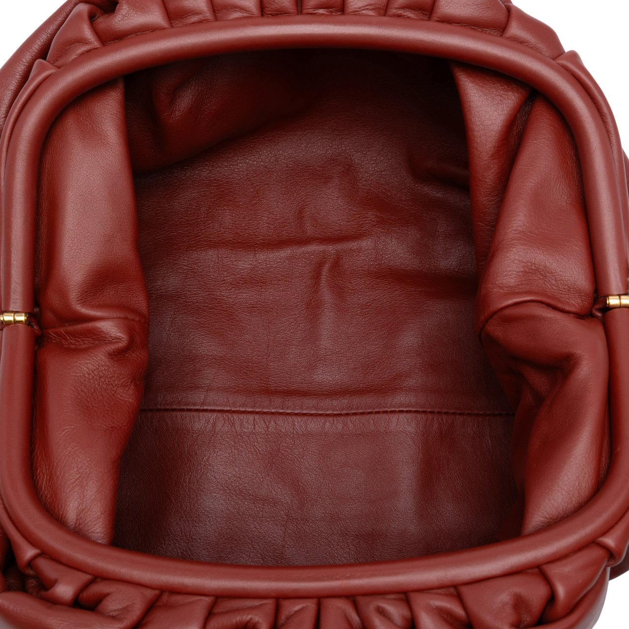 Bottega Veneta Teen Lambskin Pouch Rood