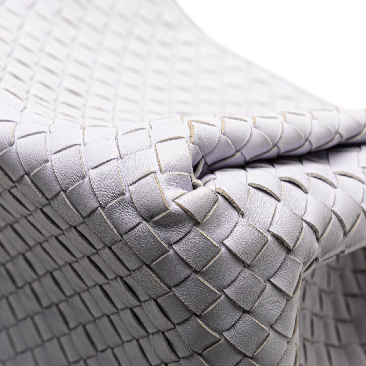 Bottega Veneta Nappa Intrecciato Parachute Tote Paars