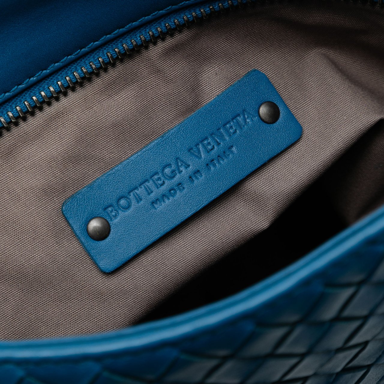 Bottega Veneta Nappa Intrecciato VN Crossbody Blauw