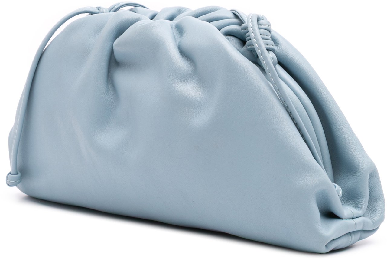 Bottega Veneta Lambskin The Mini Pouch Crossbody Blauw