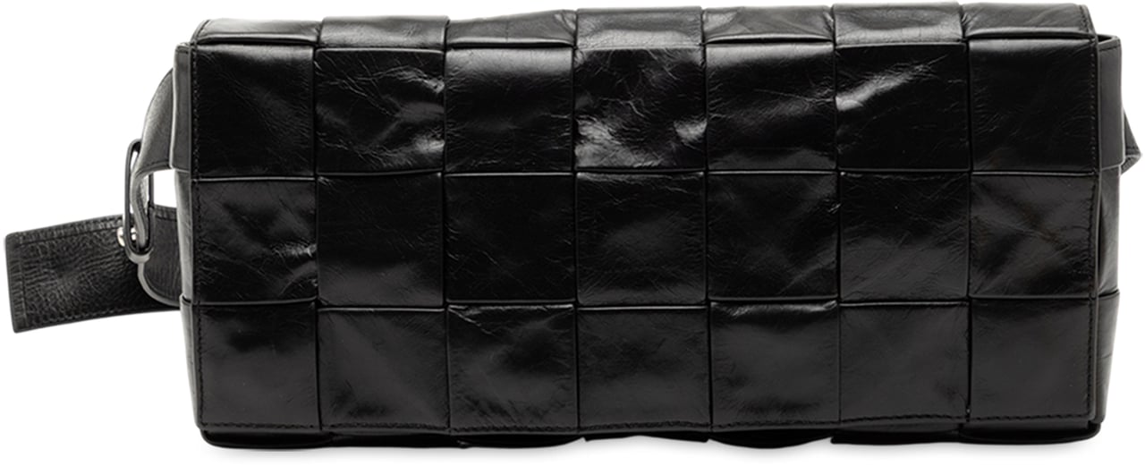 Bottega Veneta Stretch Paper Calfskin Intrecciato Cassette Belt Bag Zwart
