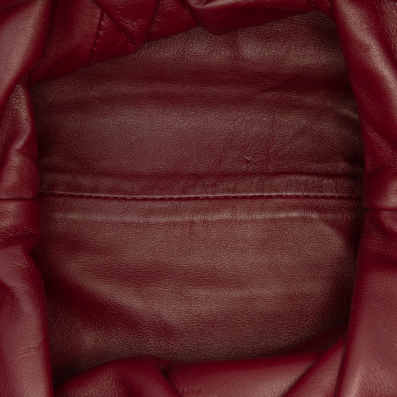 Bottega Veneta Lambskin The Mini Pouch Crossbody Rood