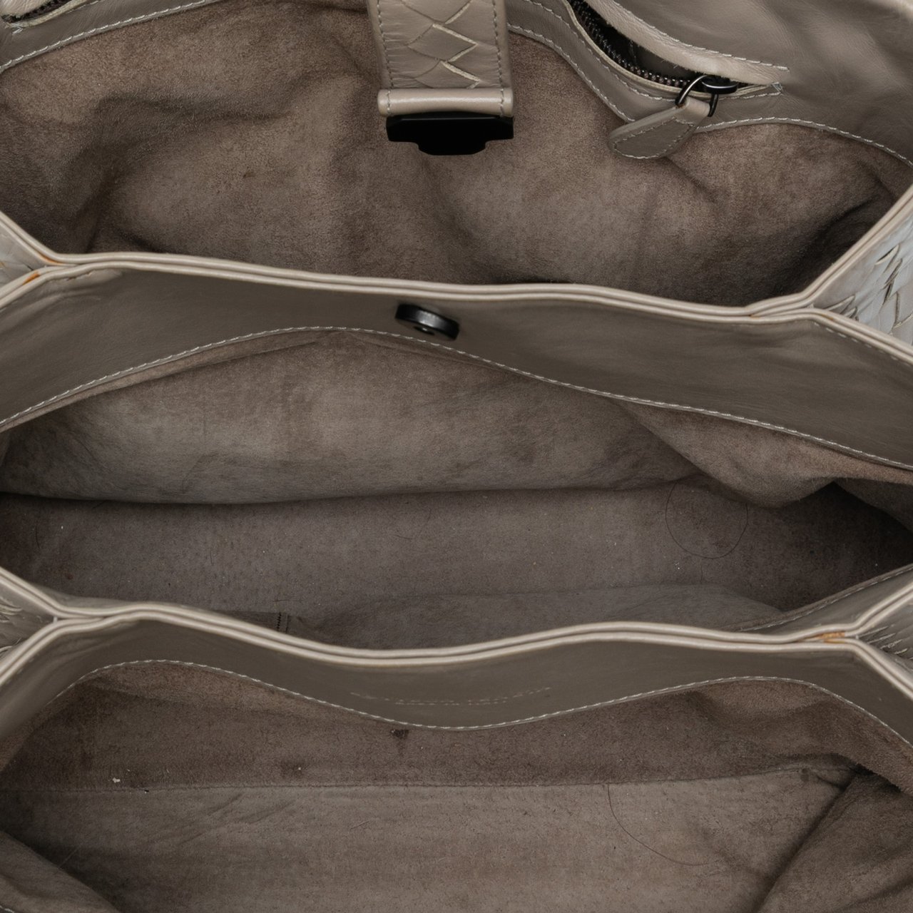 Bottega Veneta Small Nappa Intrecciato Roma Satchel Grijs