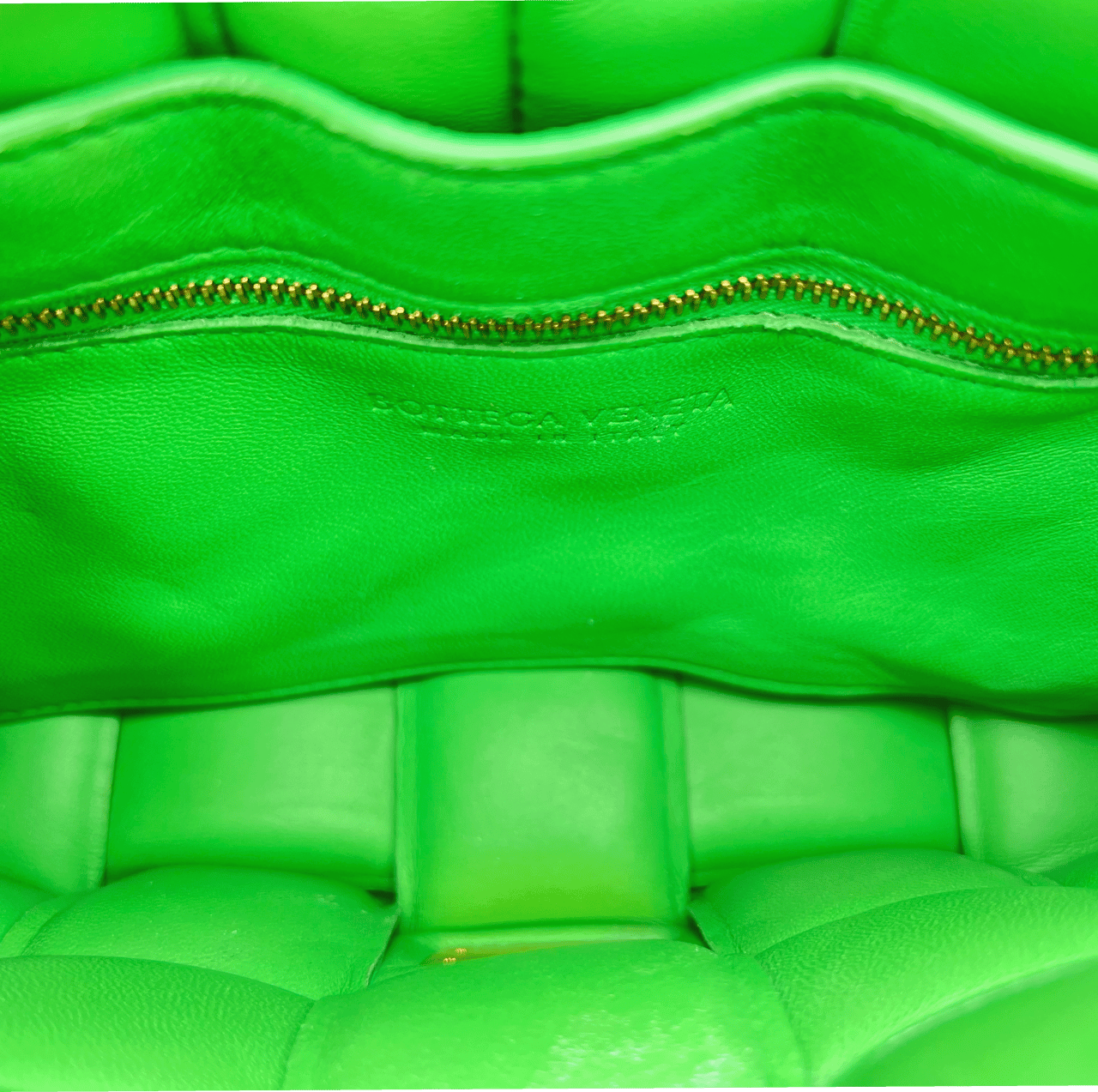 Bottega Veneta Bottega Veneta Padded Cassette - Grass Groen