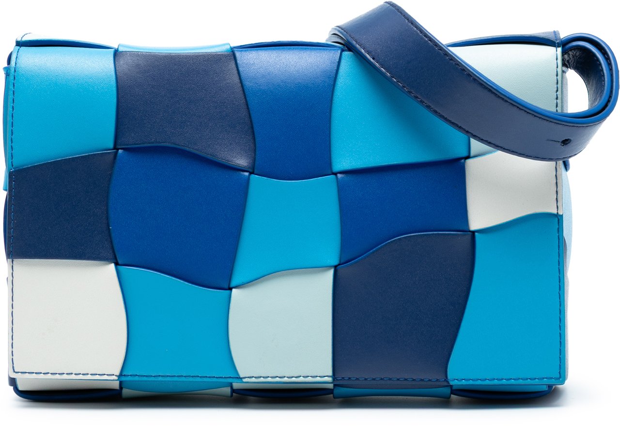 Bottega Veneta Nappa Intrecciato Wavy Cassette Crossbody Blauw