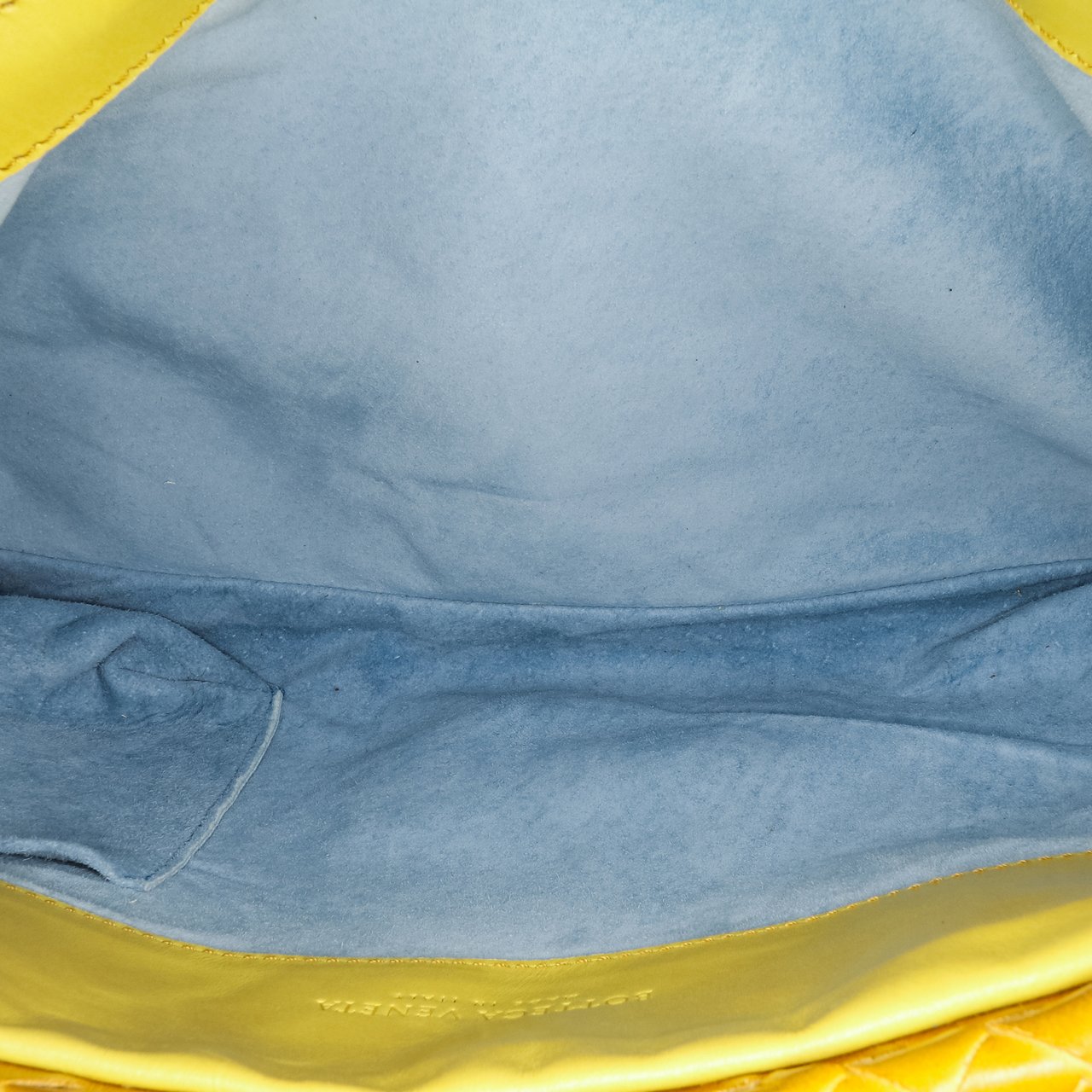 Bottega Veneta Leather Intrecciato Tote Geel