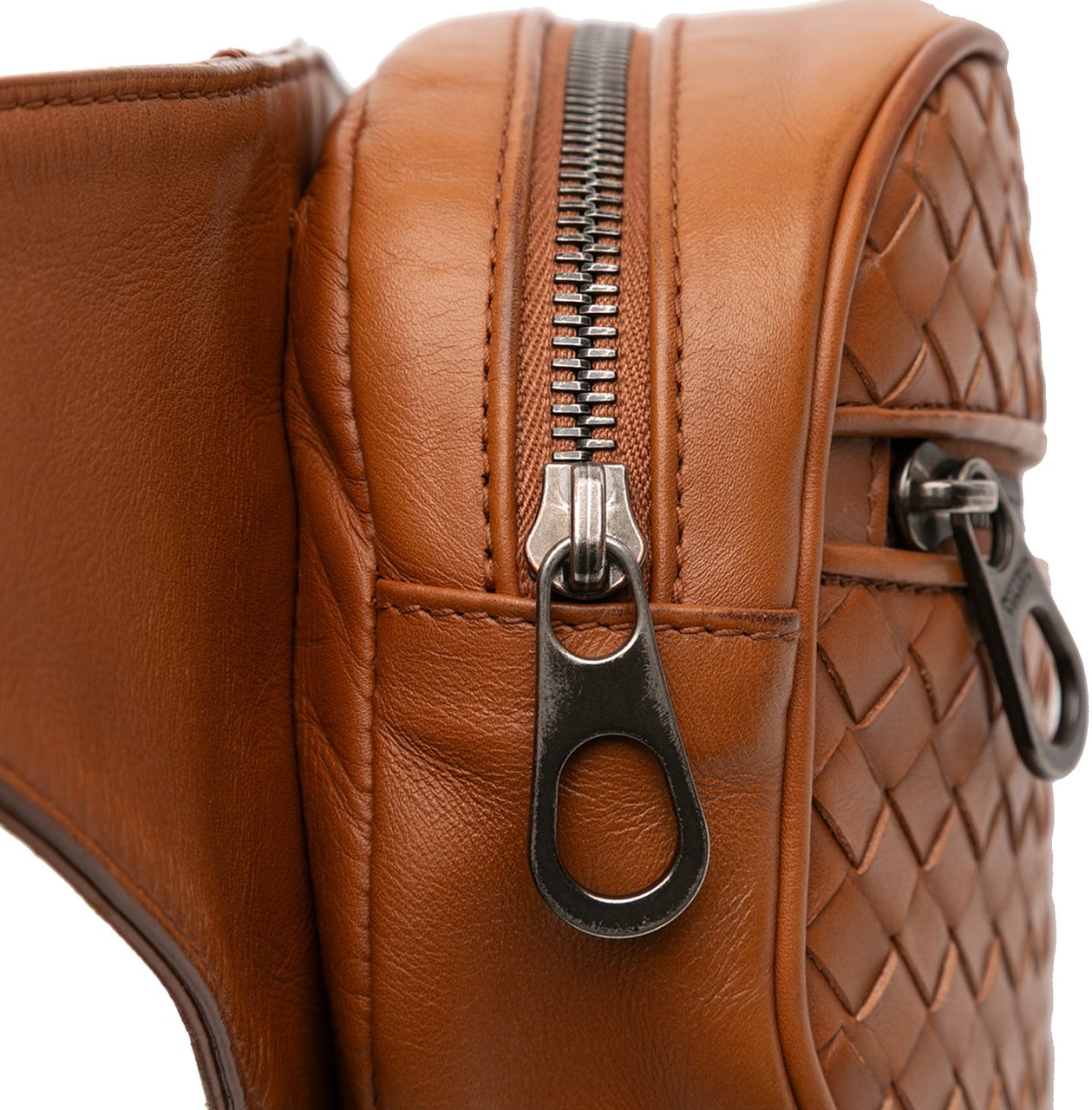 Bottega Veneta Nappa Intrecciato Belt Bag Bruin