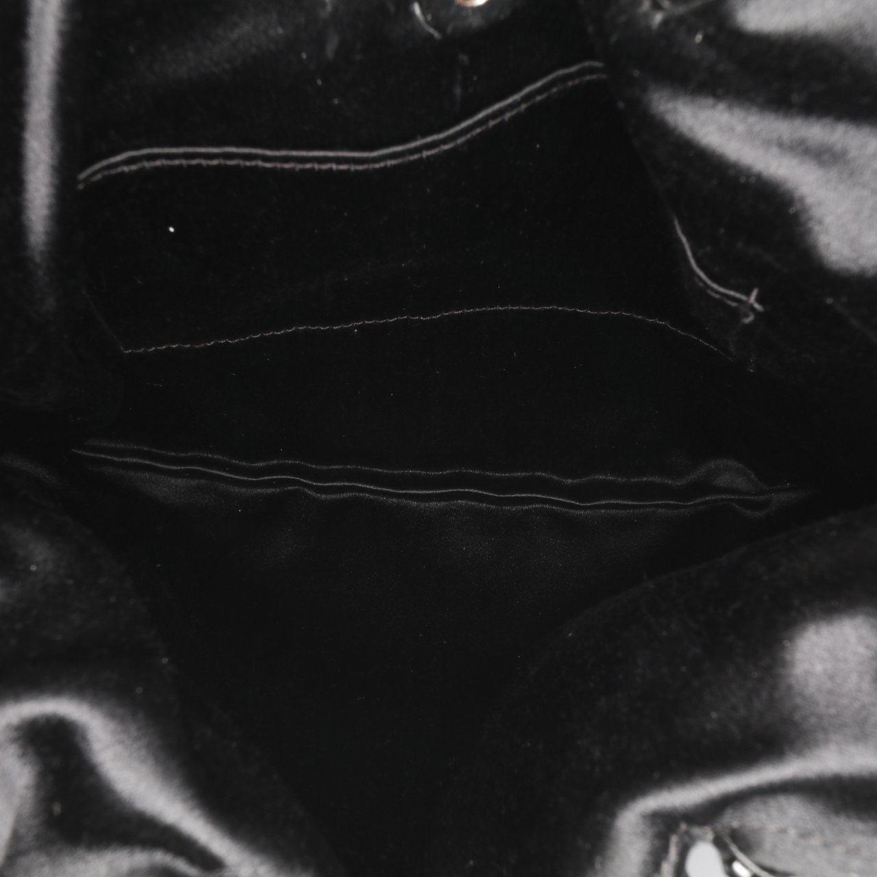 Bottega Veneta Brass Beaded Handbag Zwart