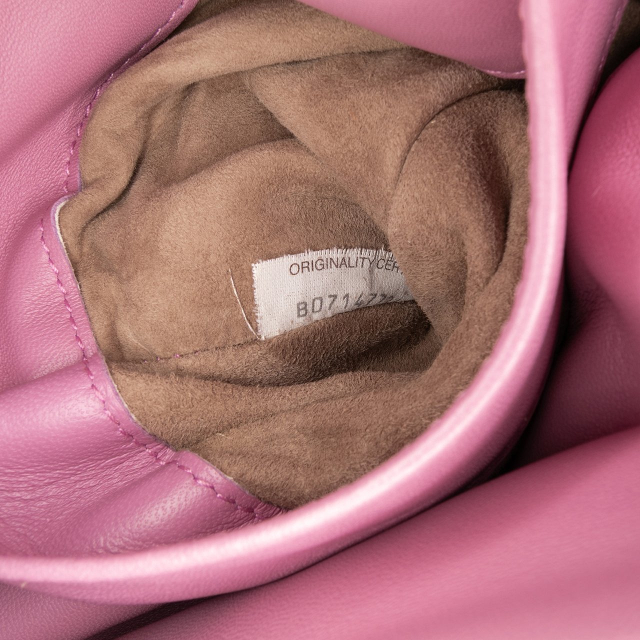 Bottega Veneta Baby Nappa Intrecciato Olimpia Crossbody Roze