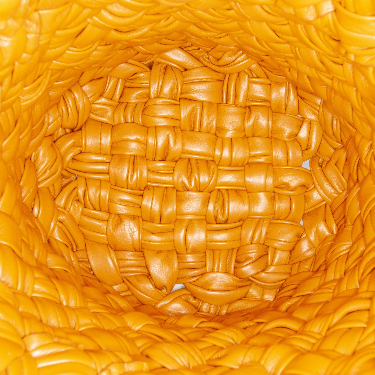 Bottega Veneta Small Calfskin Intreccio Kalimero Bucket Bag Bruin