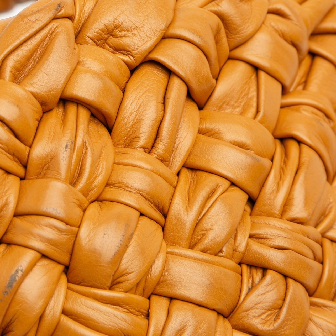 Bottega Veneta Small Calfskin Intreccio Kalimero Bucket Bag Bruin