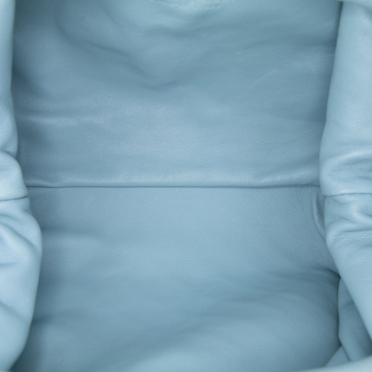 Bottega Veneta Nappa Intrecciato The Mini Pouch Crossbody Blauw