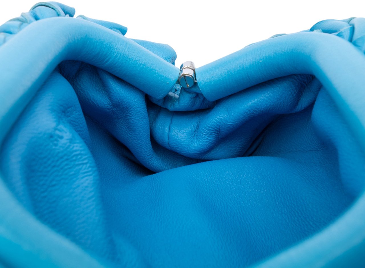 Bottega Veneta Nappa Intrecciato The Extra Mini Pouch Crossbody Blauw