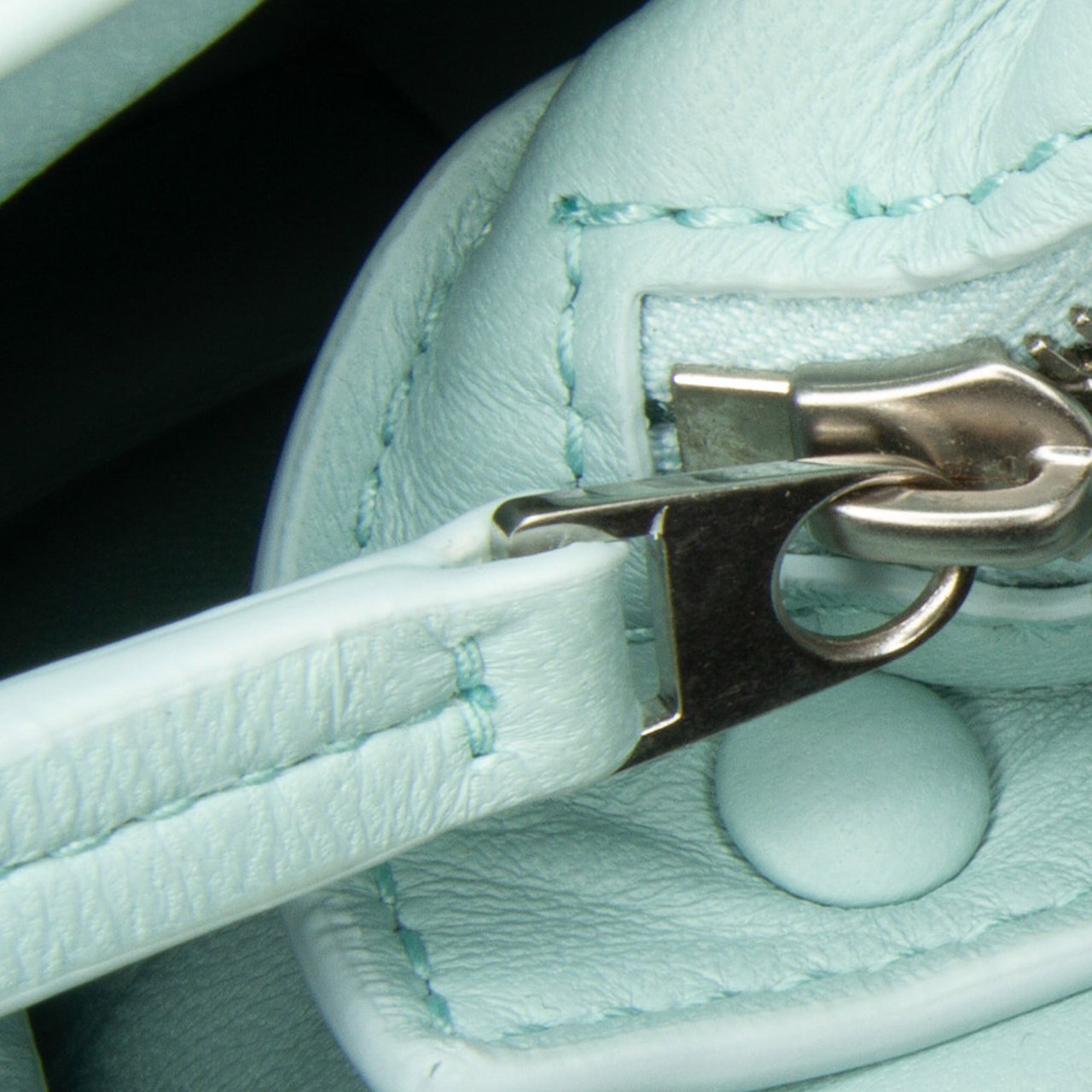 Bottega Veneta Nappa Intrecciato Padded Cassette Crossbody Blauw