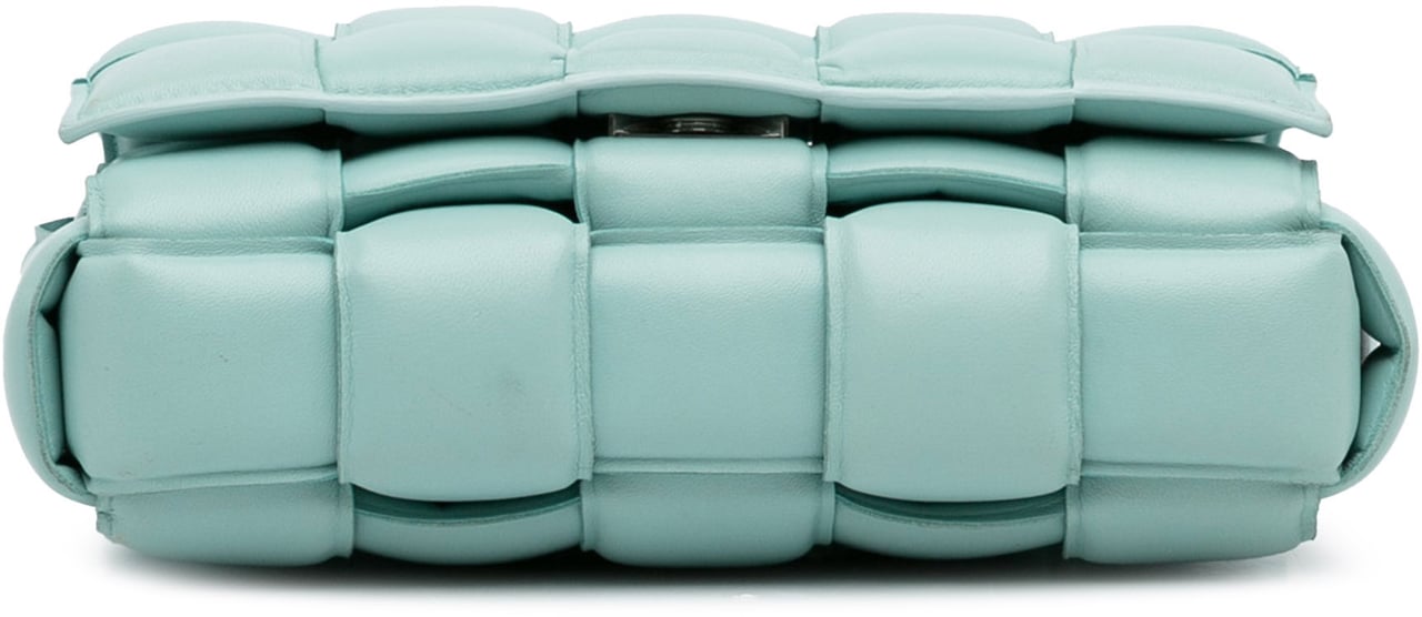 Bottega Veneta Nappa Intrecciato Padded Cassette Crossbody Blauw