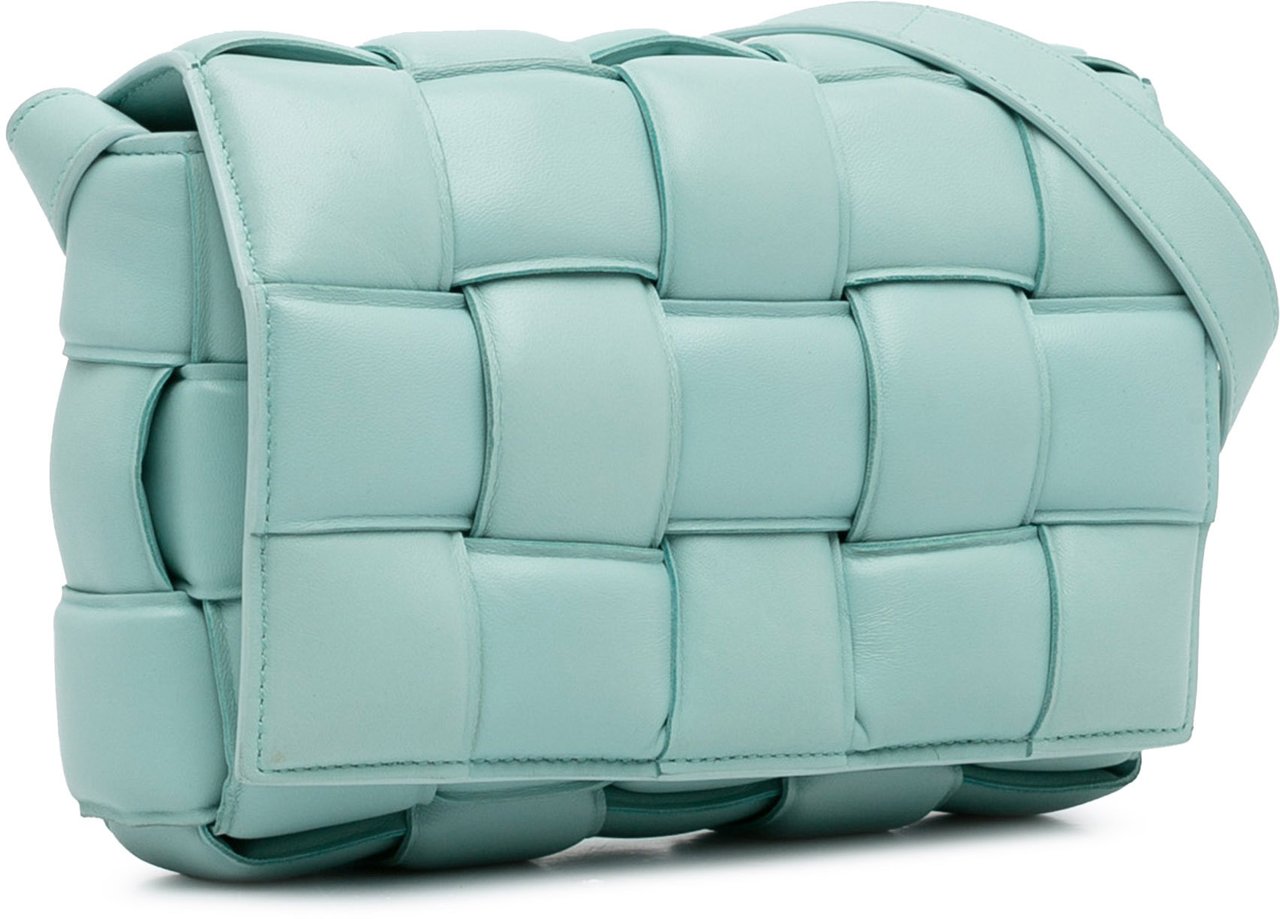 Bottega Veneta Nappa Intrecciato Padded Cassette Crossbody Blauw