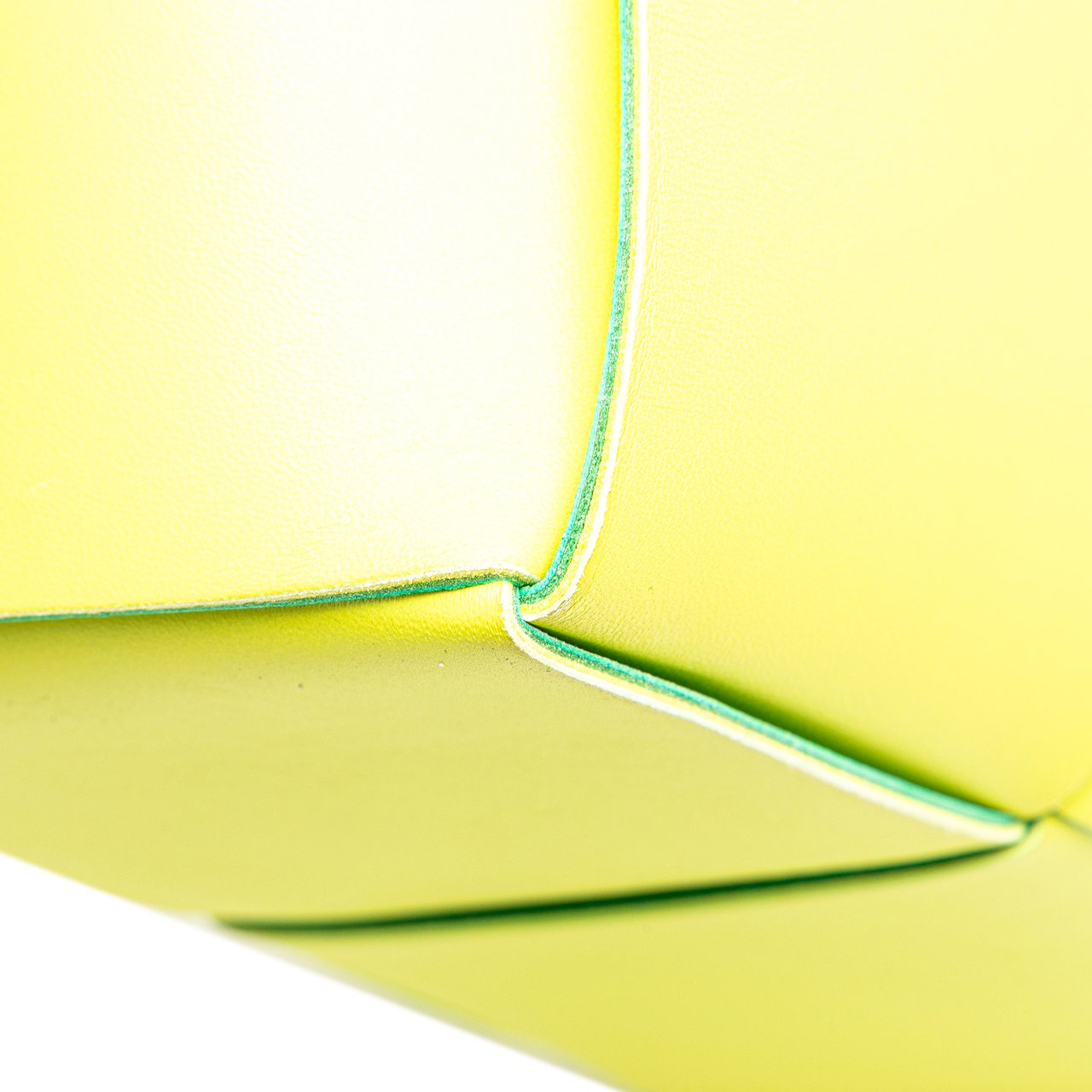 Bottega Veneta Small Nappa Maxi Intrecciato Arco Tote Geel