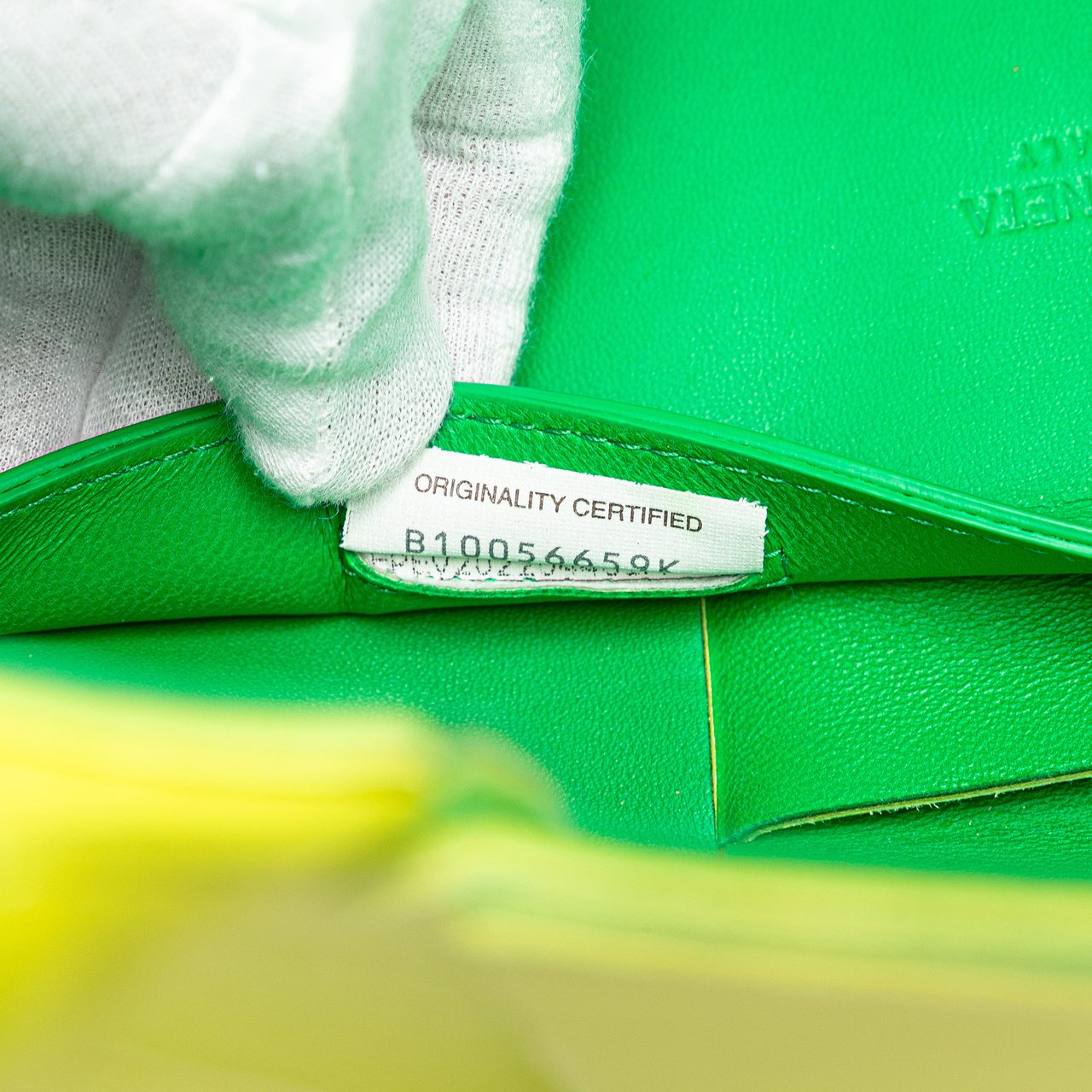 Bottega Veneta Small Nappa Maxi Intrecciato Arco Tote Geel