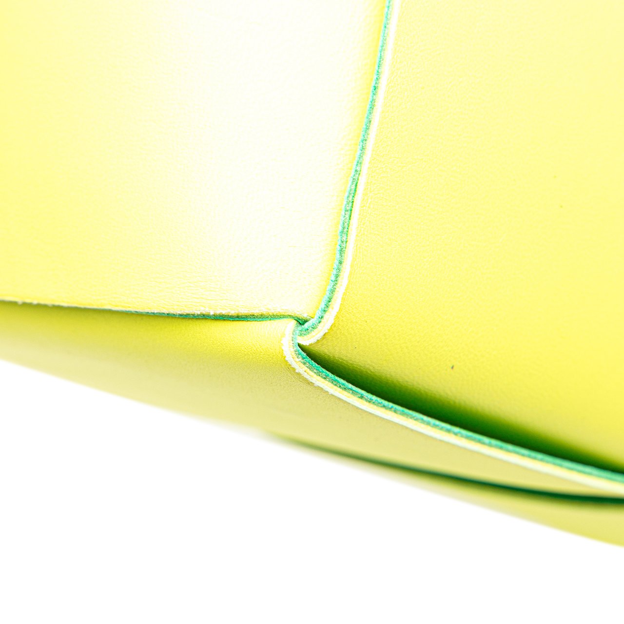 Bottega Veneta Small Nappa Maxi Intrecciato Arco Tote Geel