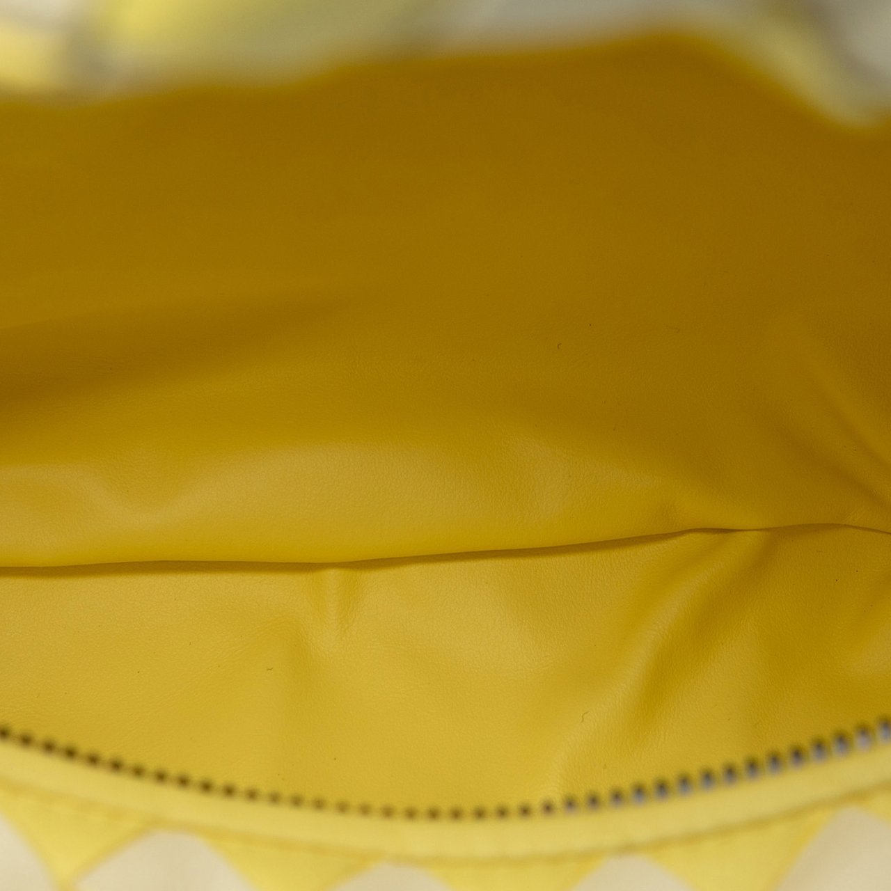 Bottega Veneta Teen Bicolor Nappa Intrecciato Dragon Jodie Geel