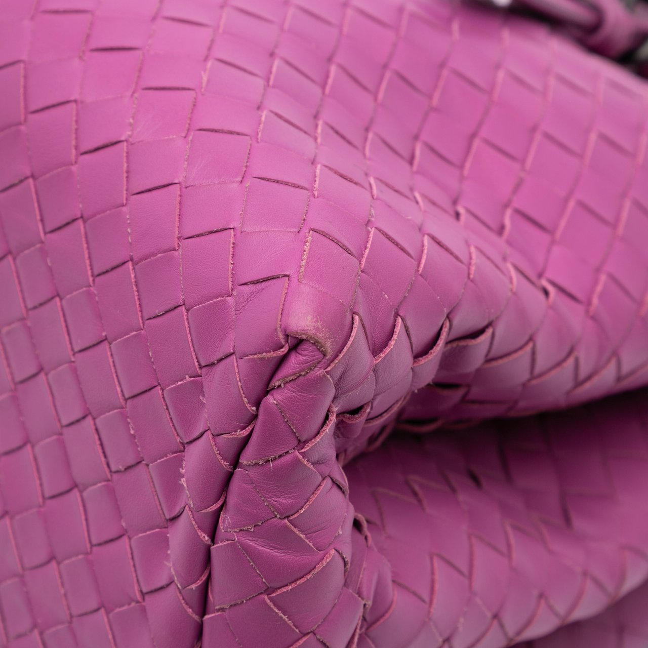 Bottega Veneta Medium Nappa Intrecciato Roma Tote Paars