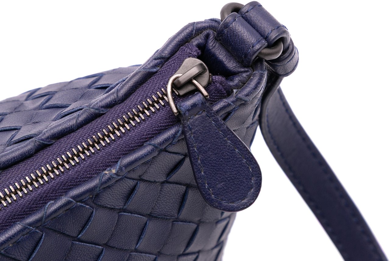 Bottega Veneta Nappa Intrecciato Crossbody Blauw