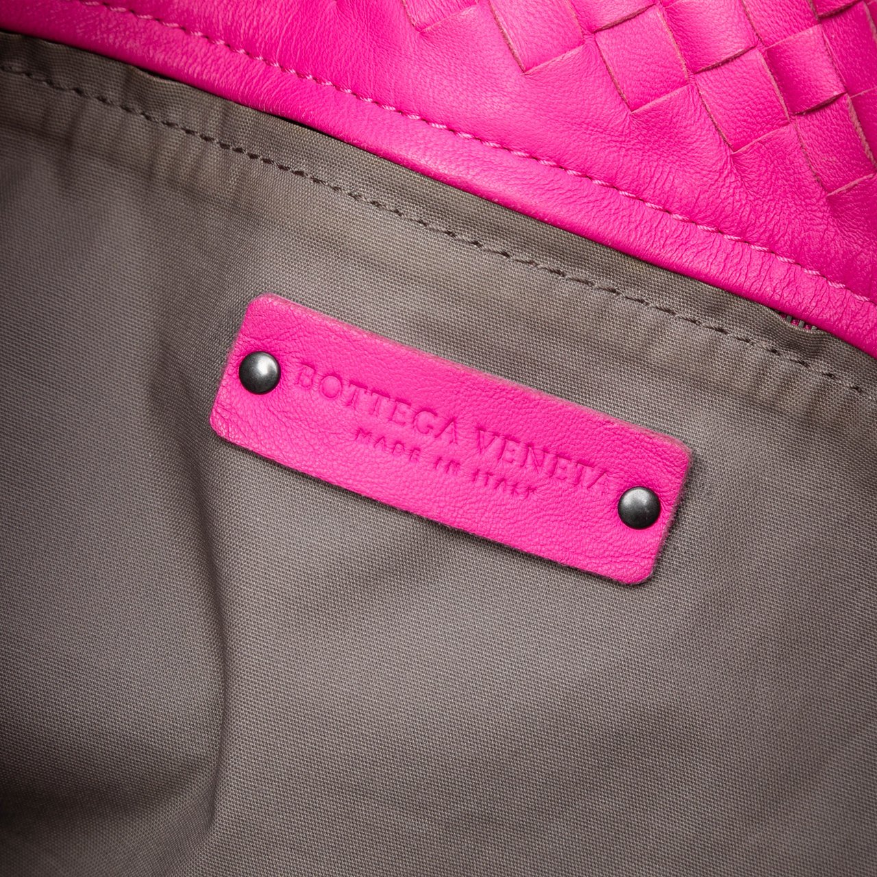 Bottega Veneta Large Nappa Intrecciato Capri Tote Roze