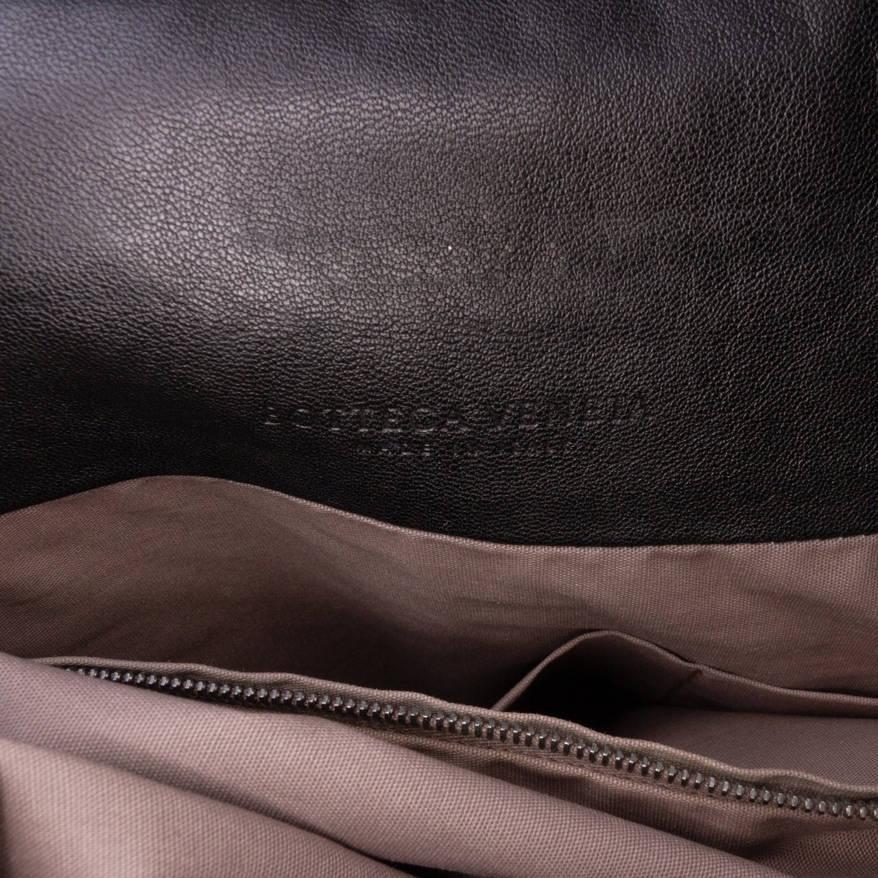 Bottega Veneta Bicolor Leather Intrecciato Tote Blauw