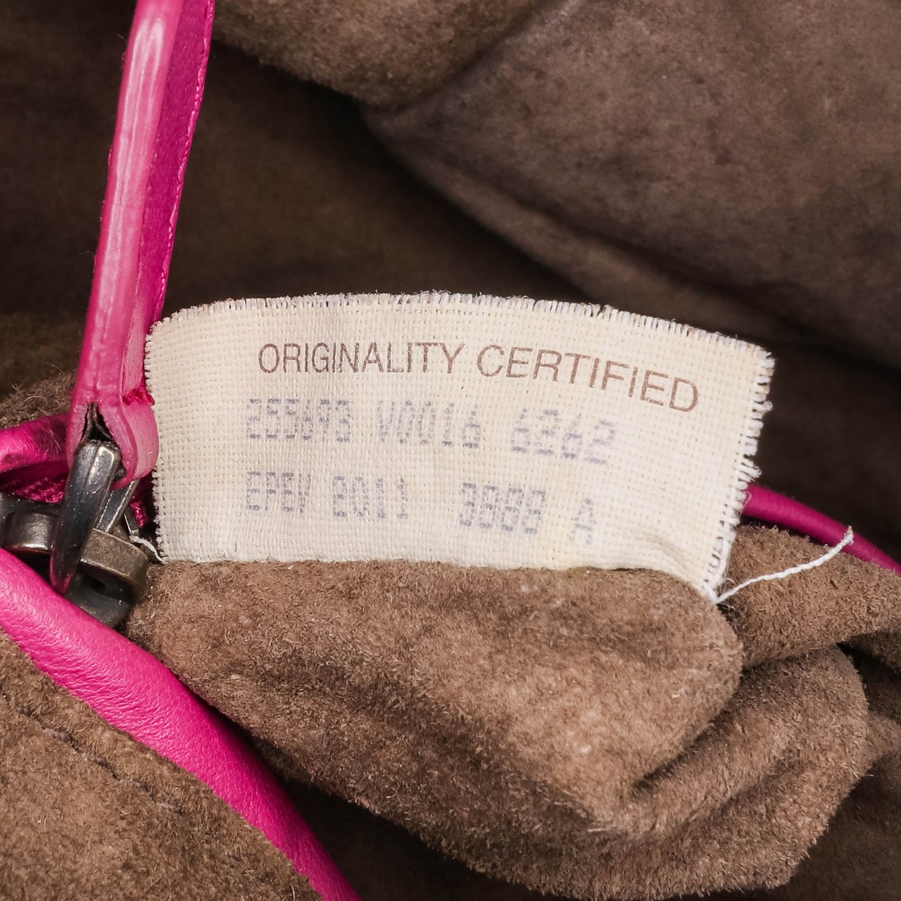 Bottega Veneta Nappa Intrecciato Cube Crossbody Roze