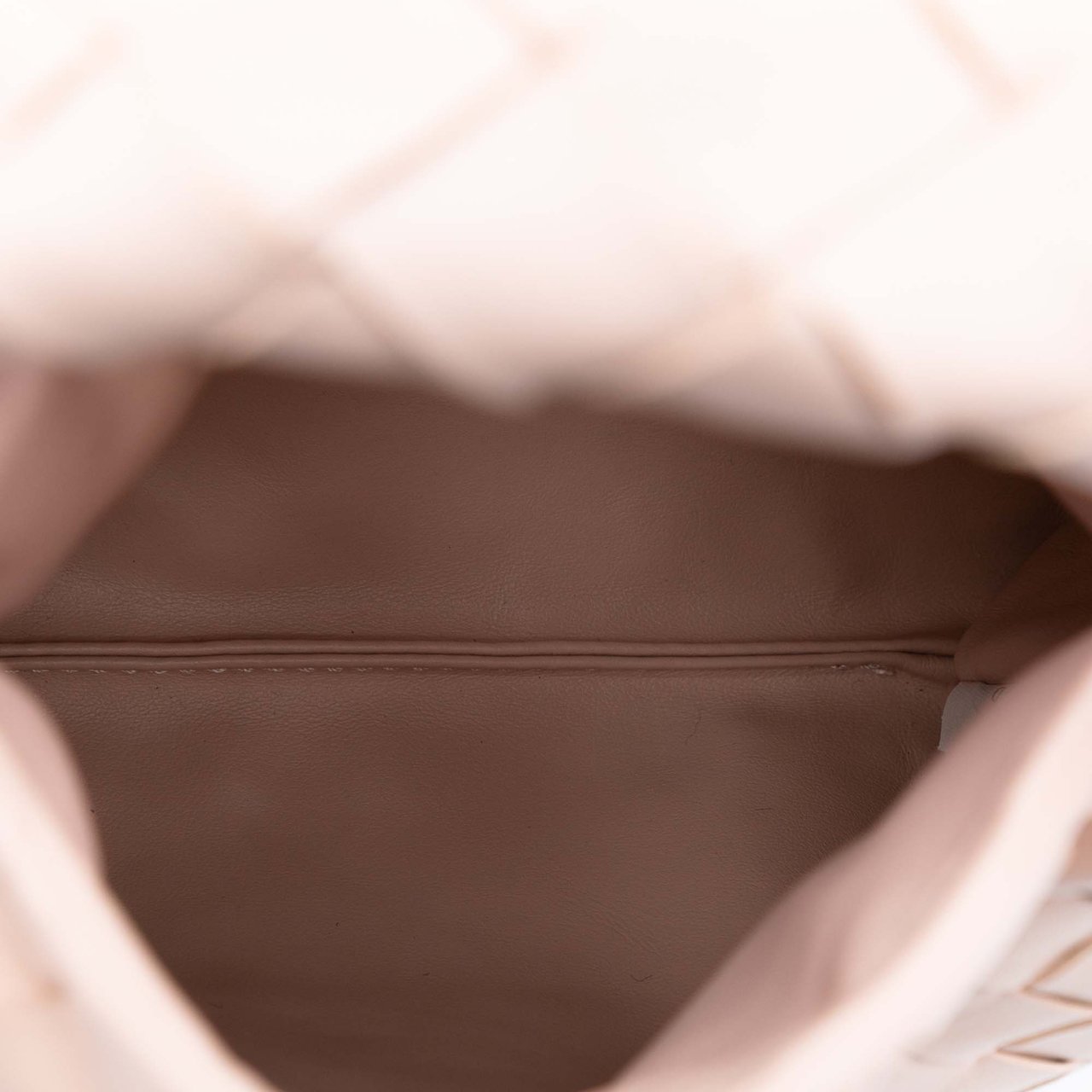 Bottega Veneta Mini Calfskin Intrecciato Hop Satchel Roze