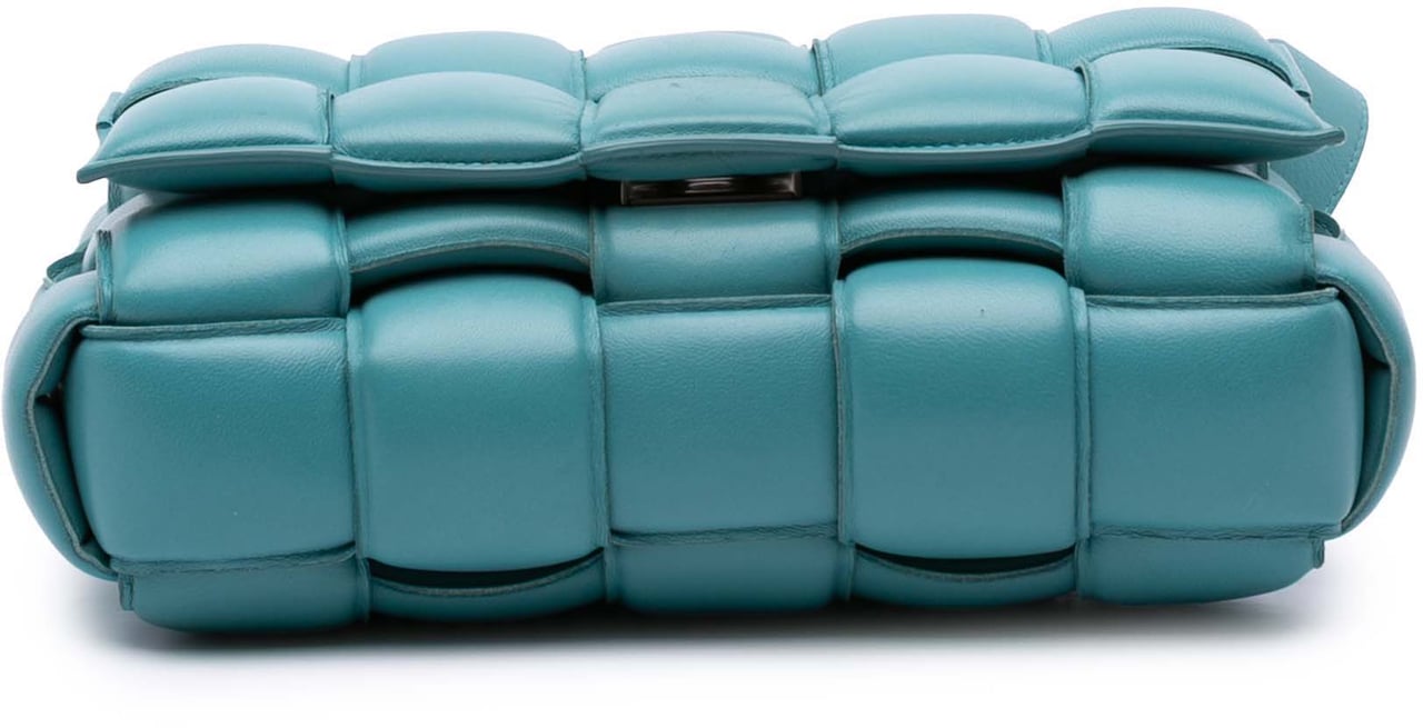 Bottega Veneta Nappa Intrecciato Padded Cassette Crossbody Blauw