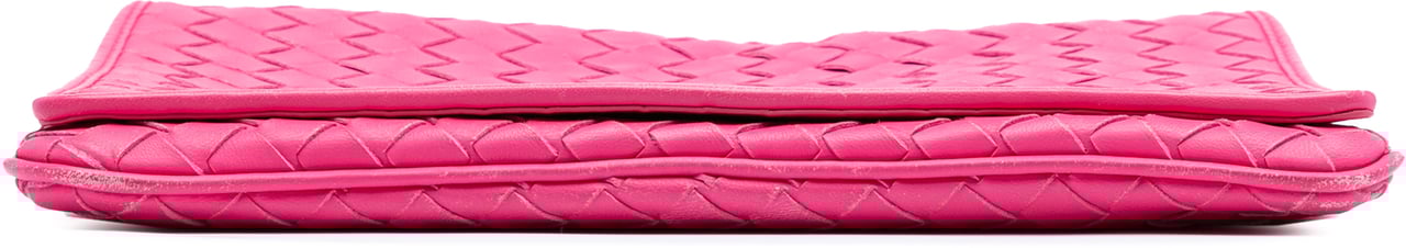 Bottega Veneta Nappa Intrecciato Flap Crossbody Roze