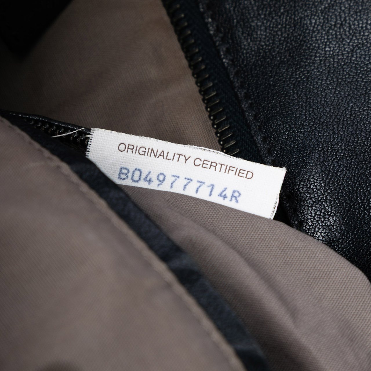 Bottega Veneta Tricolor Nappa Intrecciato Convertible Tote Zwart