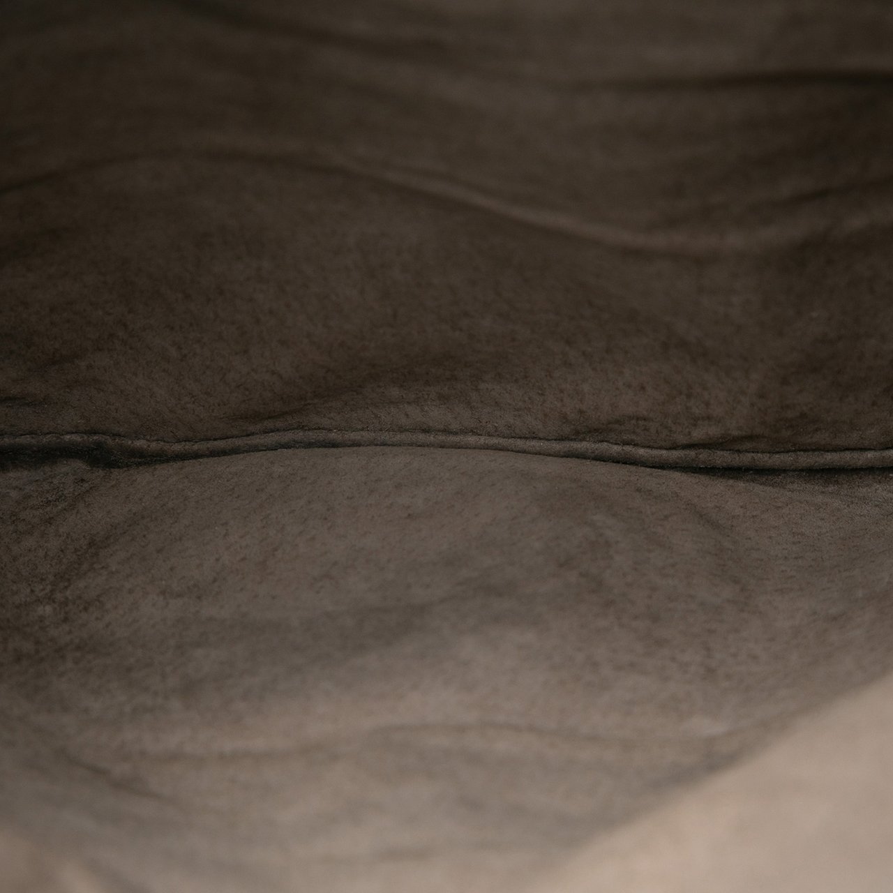 Bottega Veneta Nappa Intrecciato Turn Lock Clutch Zwart