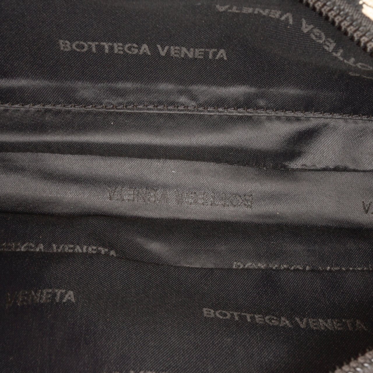 Bottega Veneta Leopard Print Canvas Shoulder Bag Roze