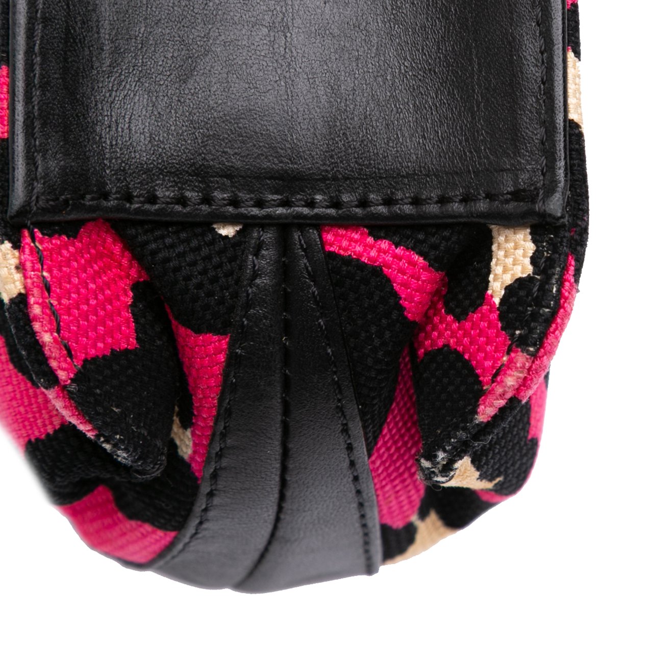 Bottega Veneta Leopard Print Canvas Shoulder Bag Roze