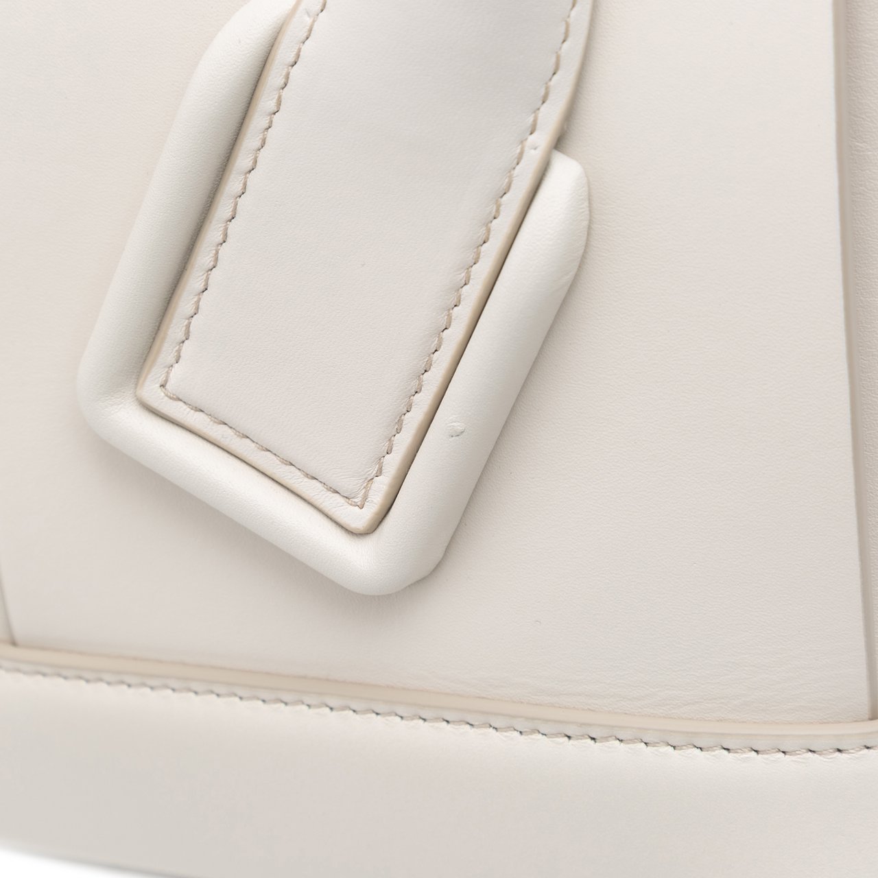 Bottega Veneta Medium Calfskin Maxi Intrecciato Arco Bag Wit