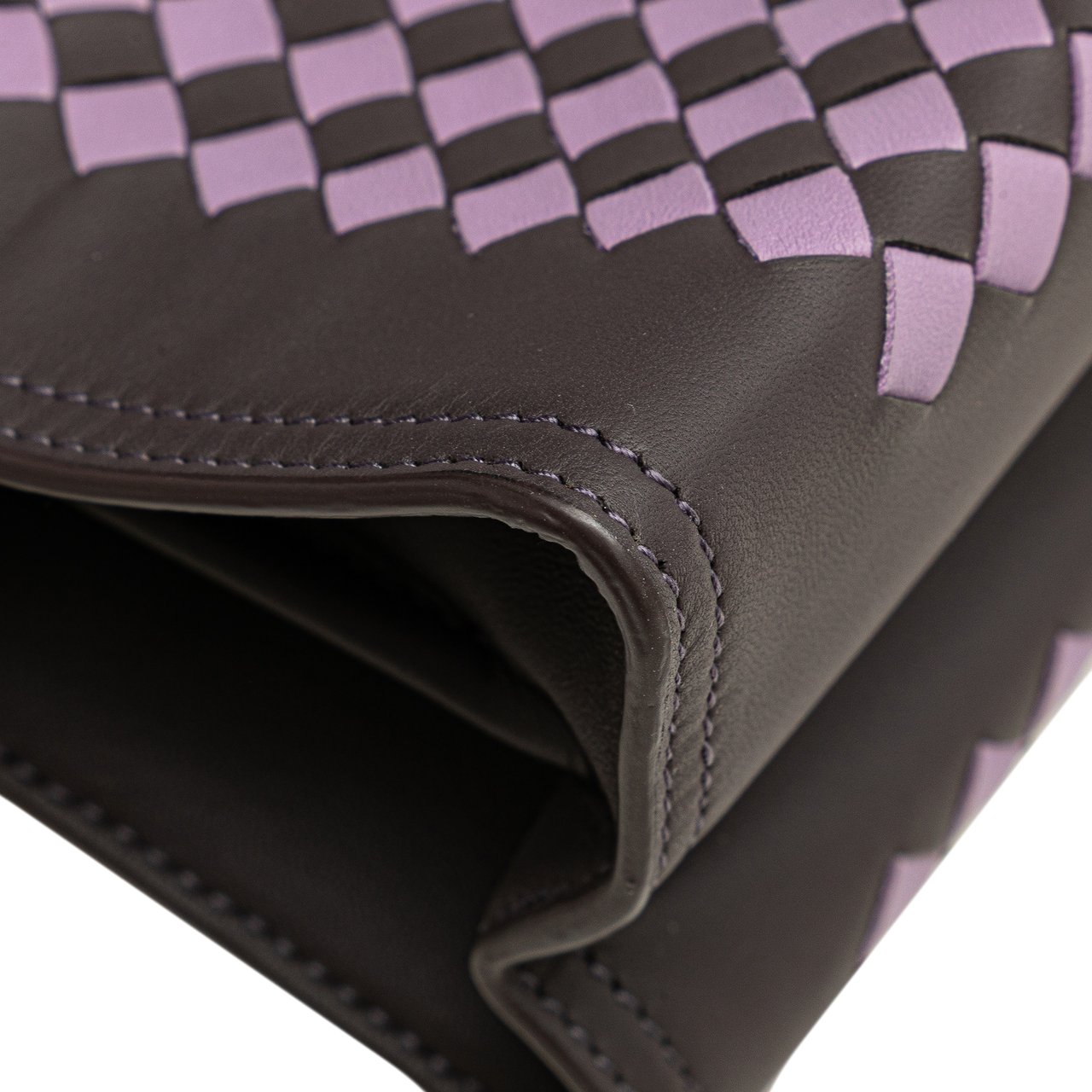 Bottega Veneta Nappa Intrecciato Chain Wallet Grijs