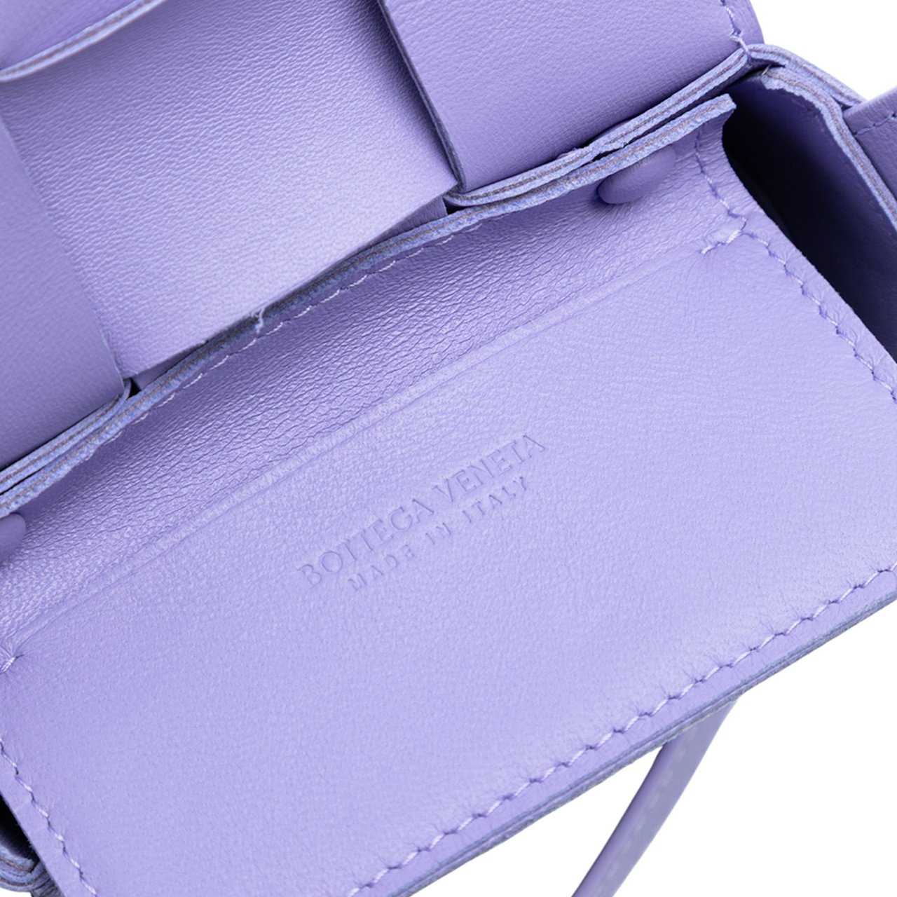 Bottega Veneta Extra Mini Nappa Maxi Intrecciato Cassette Crossbody Paars