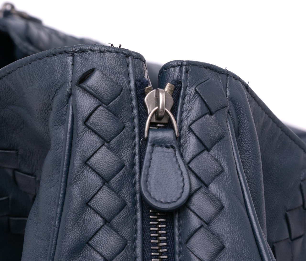 Bottega Veneta Nappa Intrecciato Tote Blauw