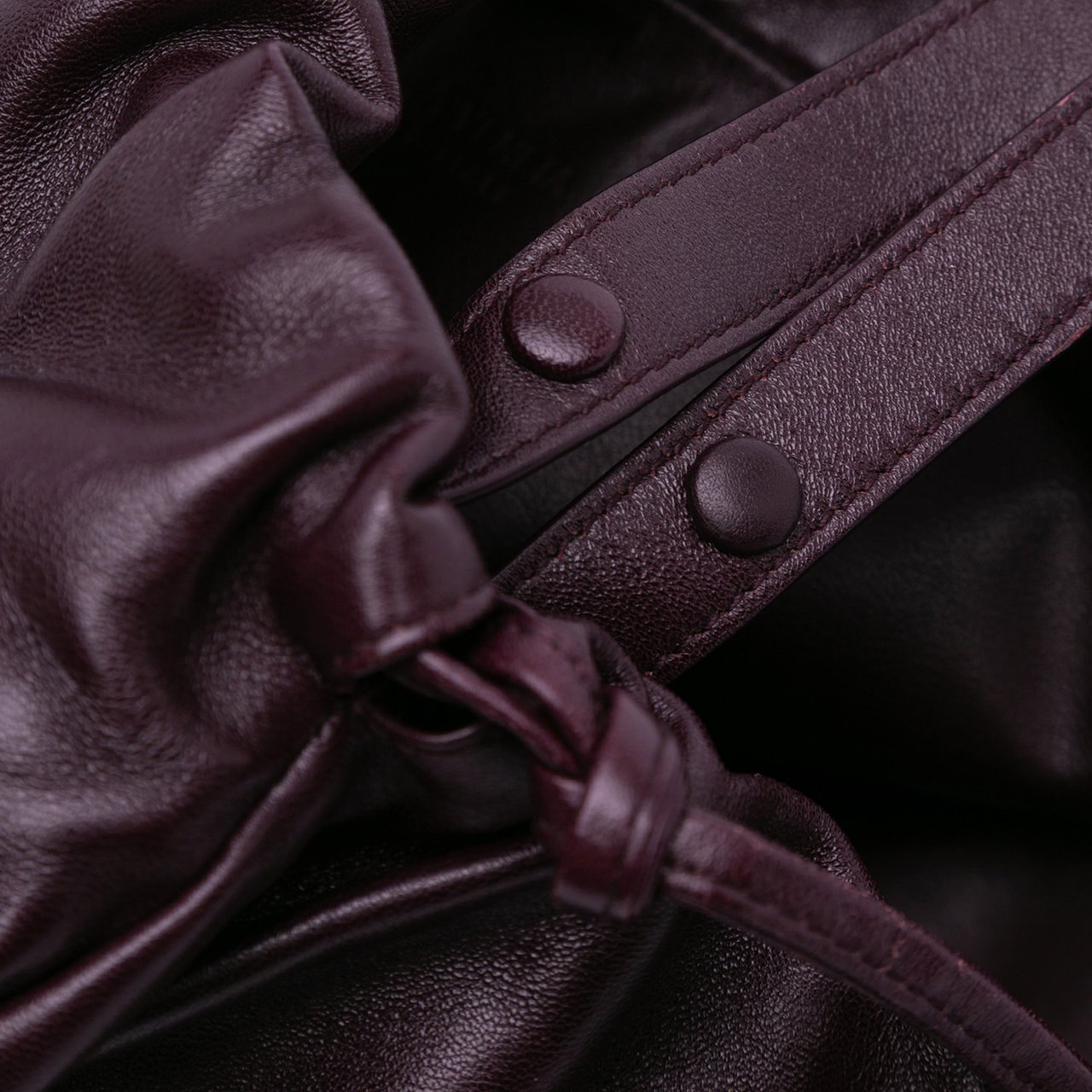 Bottega Veneta Medium Nappa The Bulb Shoulder Bag Bruin