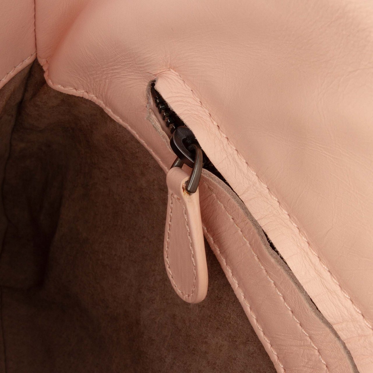 Bottega Veneta Small Nappa Intrecciato Roma Satchel Roze