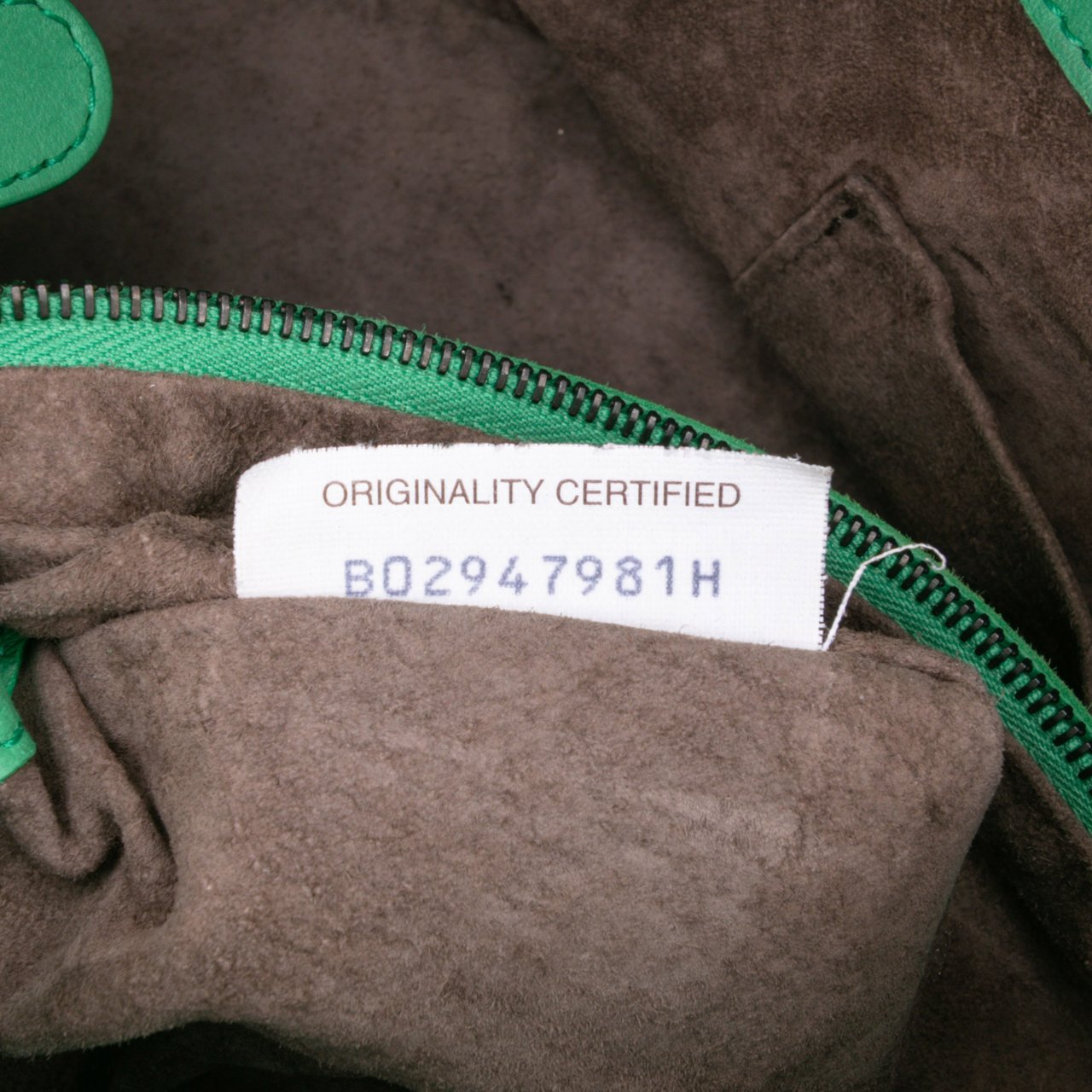 Bottega Veneta Nappa Intrecciato Parachute Tote Groen