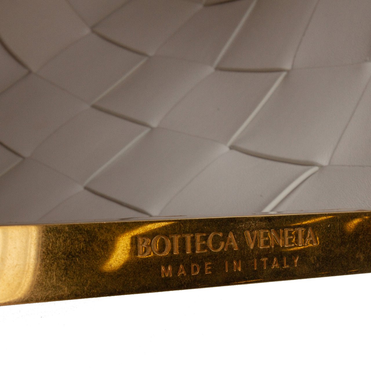 Bottega Veneta Lambskin Maxi Intrecciato The Snap Clutch Wit