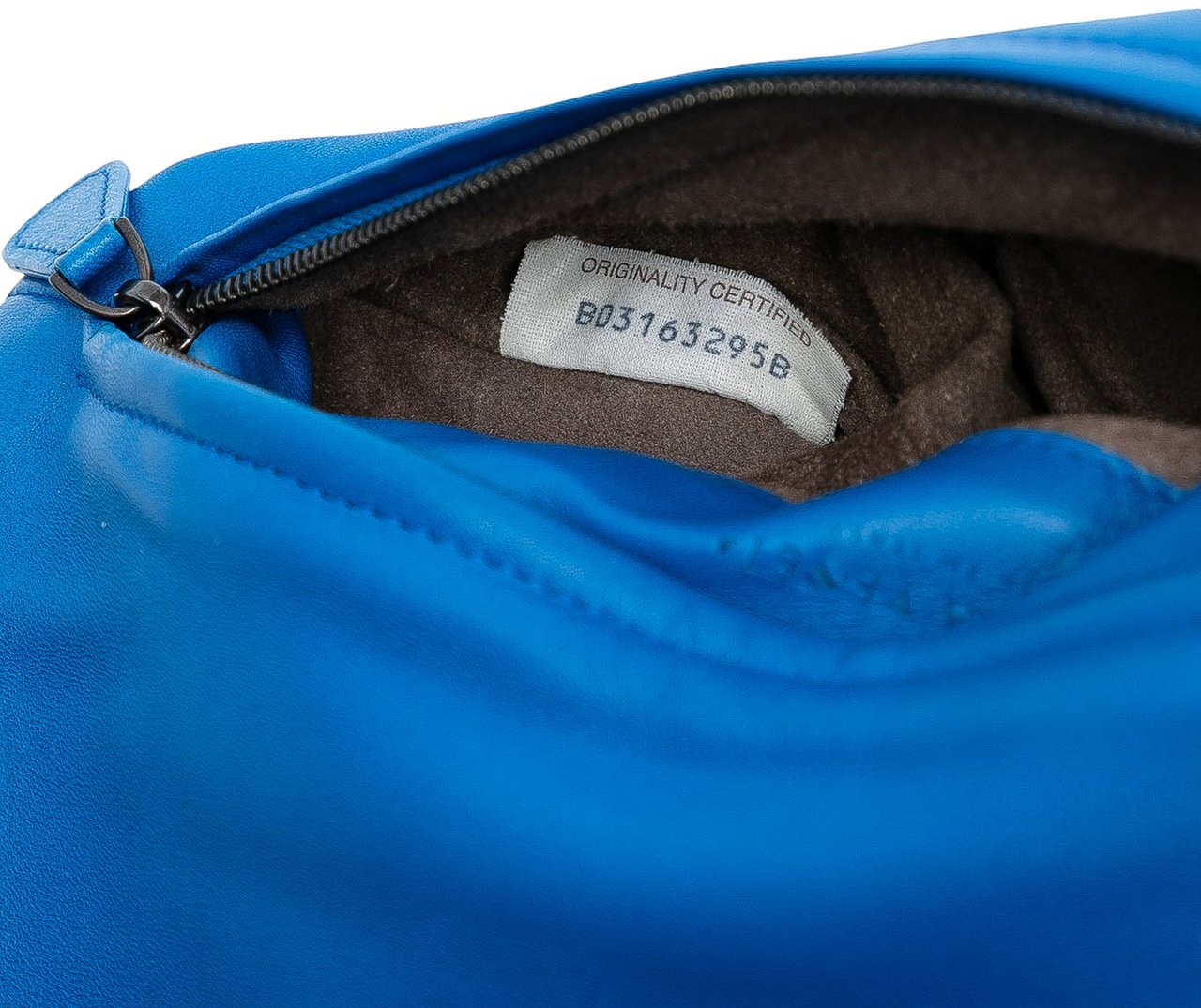 Bottega Veneta Nappa Intrecciato Turn Lock Clutch Blauw